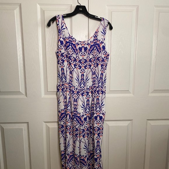 Maude Sleeveless Romper - Picture 2 of 6